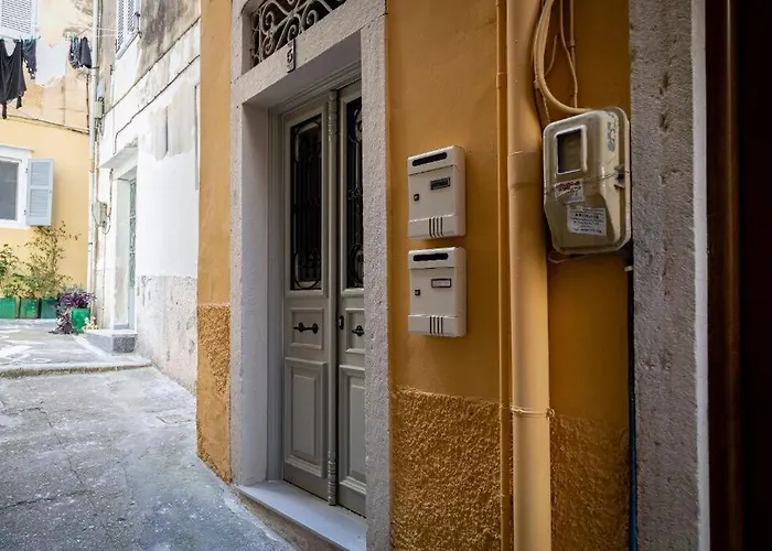 Апартаменты Venetian Alley *